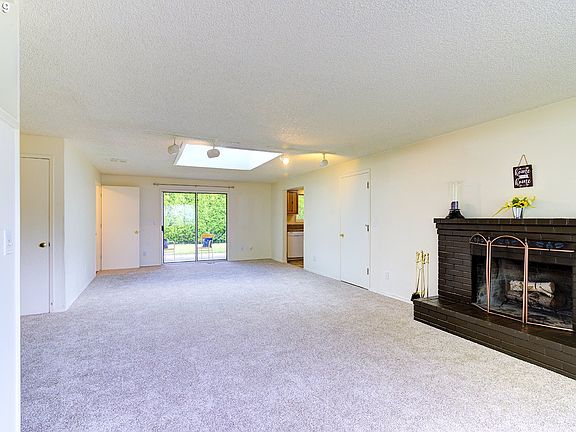 4th image of 1218 NW 53rd St