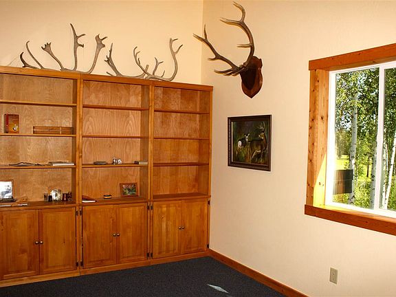 4th image of 315 Beberg Ct