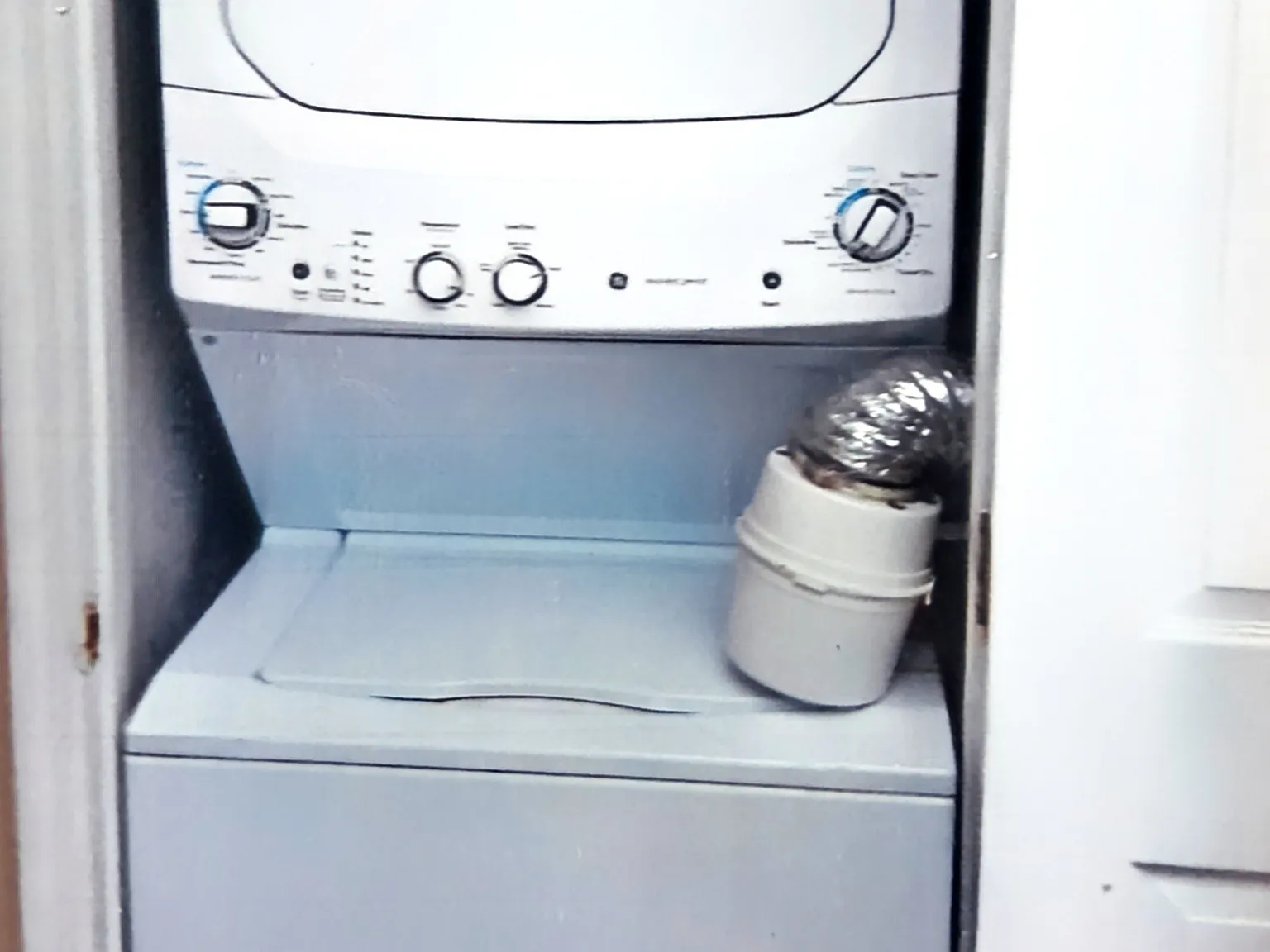 2 bed, 1000 sqft, $2,600 — Photo 3