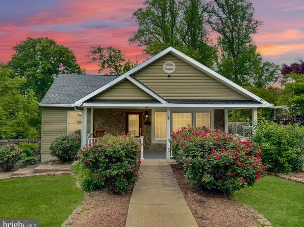 2007 Nordlie Pl, Falls Church, VA 22043