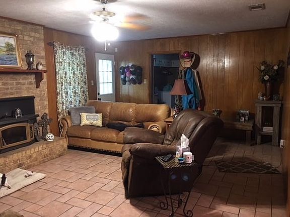 3rd image of 2688 Fm 1798 W