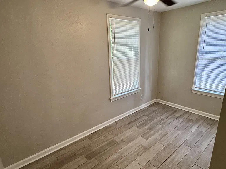 1618 Elberta Dr — Photo 11