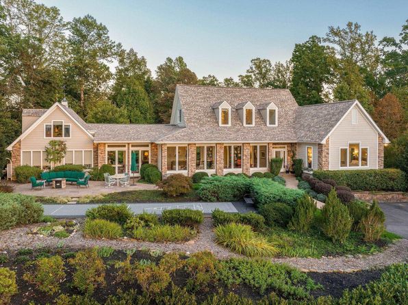 341 Claymont Dr, Earlysville, VA 22936