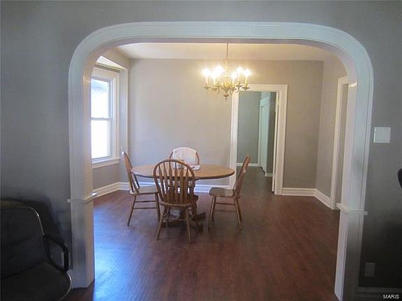 5th image of 918 Wilmington Ave