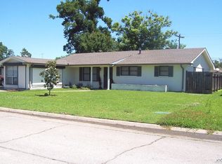 221 El Paso Dr, Houma, LA 70360