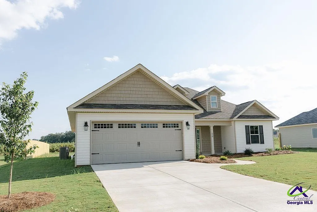 Building Photo - 608 Daisy Dr