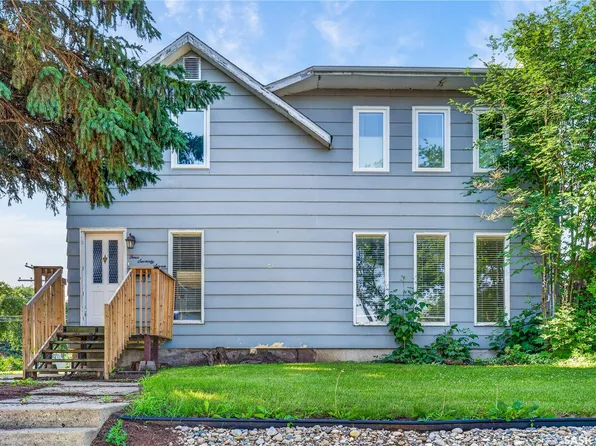 477 22nd Street E, Prince Albert, SK S6V 1N5