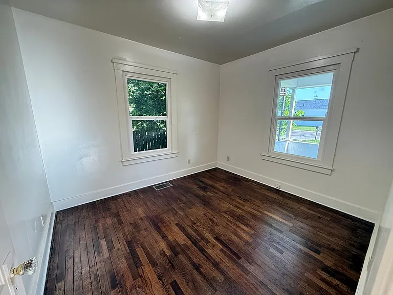 2311 W Main St — Photo 12