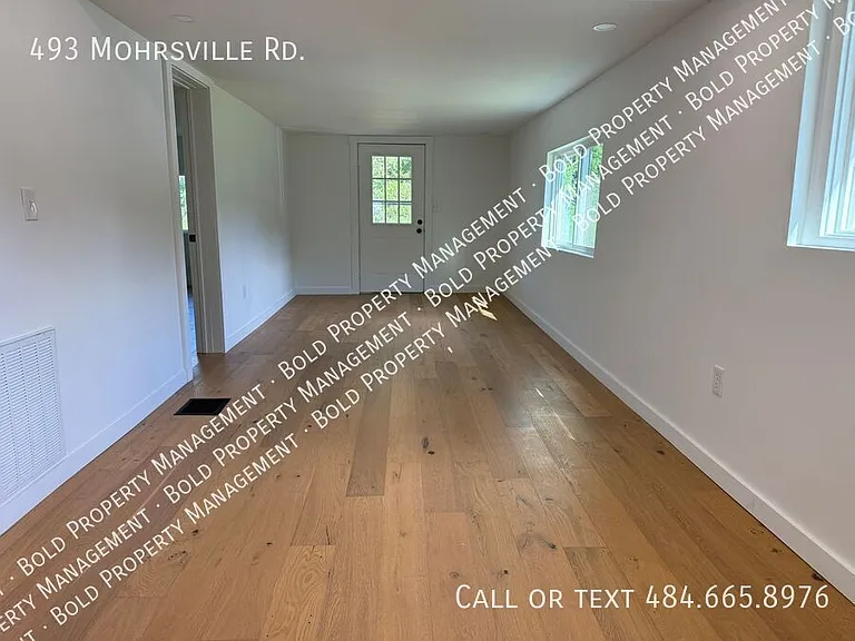 493 Mohrsville Rd — Photo 6