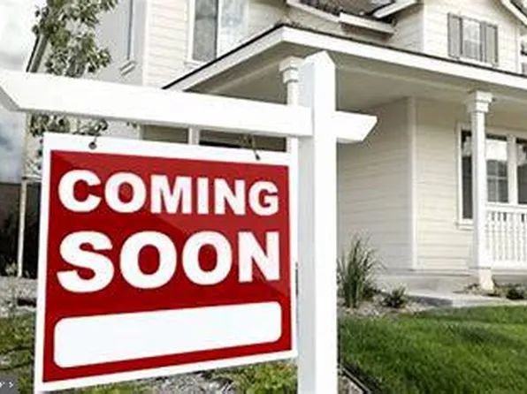 308 Penn St, Riverton, NJ 08077