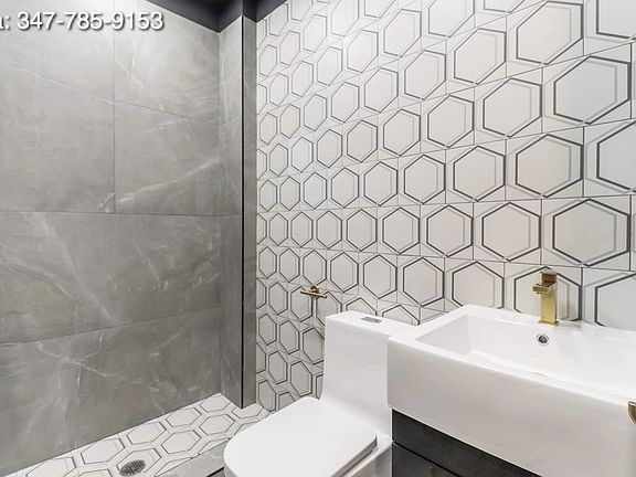 4th image of 842 Flushing Ave #506