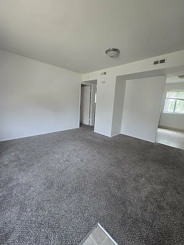 7709 Circle Dr Photo 1