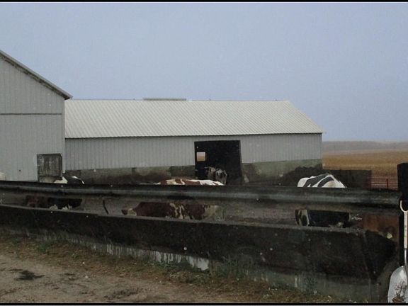 4th image of 3 E 310th Ave