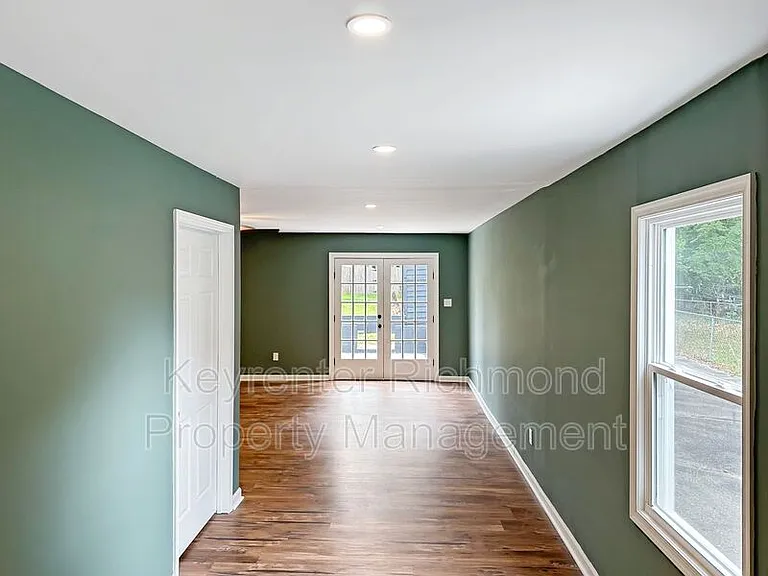 7409 Landsworth Ave — Photo 8