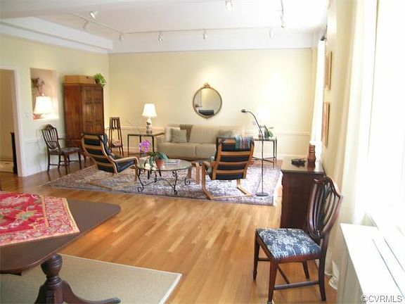 4th image of 612 W Franklin St #5A2