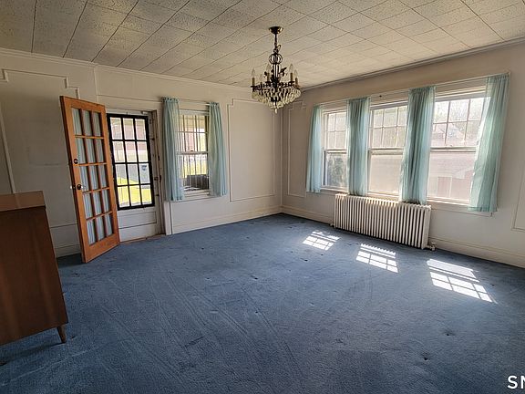 4th image of 3460 Main Street