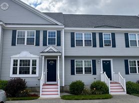 14 Merrimac Way, Tyngsboro, MA