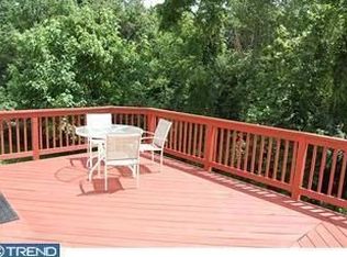 213 Robin Redbreast Rd, Newark, DE 19711