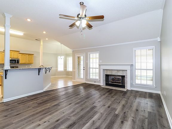 5th image of 135 Winding Creek Dr