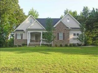 2302 Lord Ashley Dr, Pleasant Garden, NC 27313
