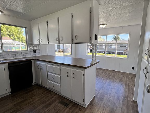 4th image of 3715 152nd Street NE #32