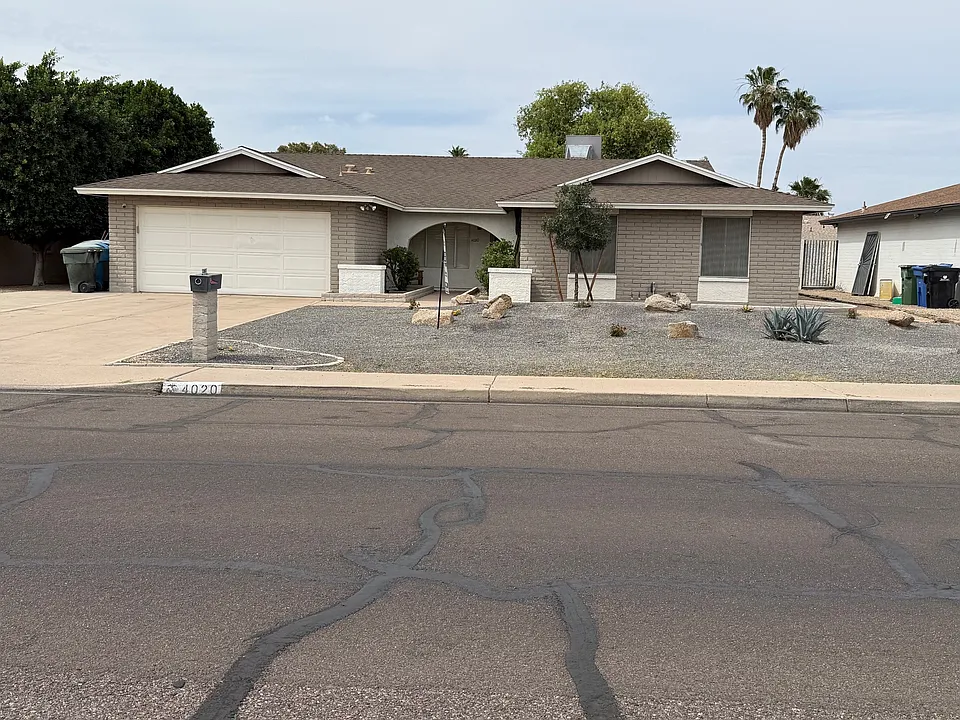4020 W Sweetwater Ave