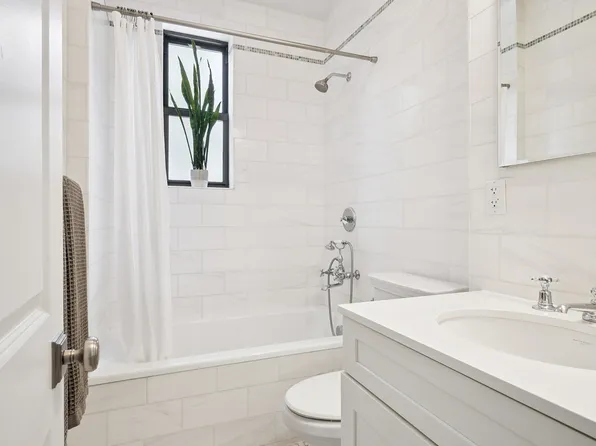 599 West End Avenue image 15 of 15