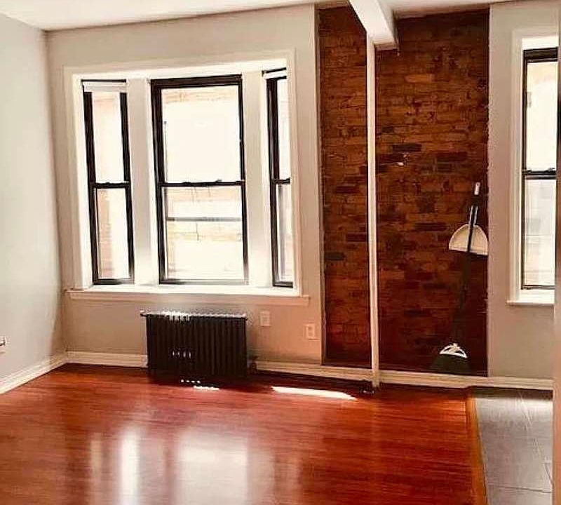 2nd image of 442 Sterling Pl #8E