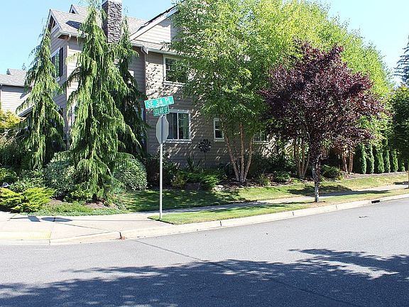 3rd image of 3426 223rd Ave SE