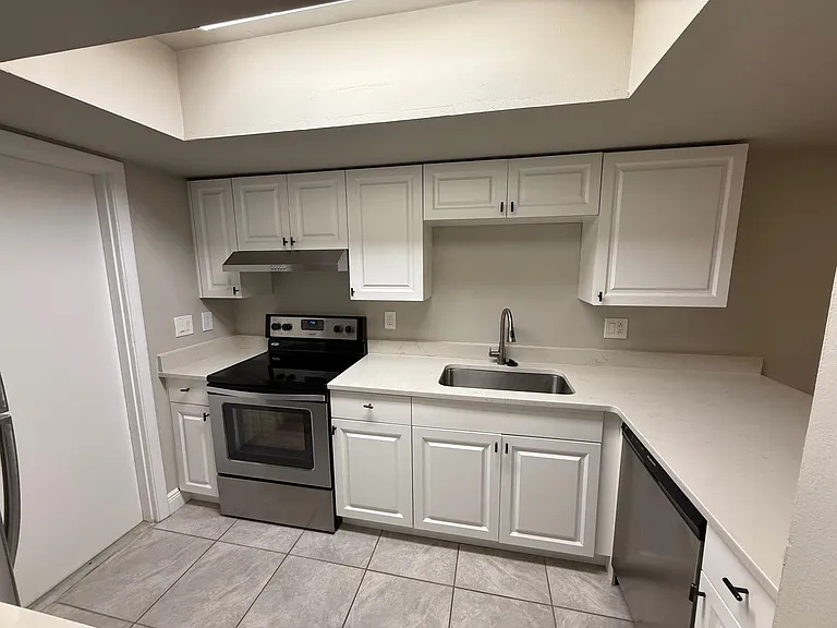 1431 Croftwood Dr #1431 — Photo 2