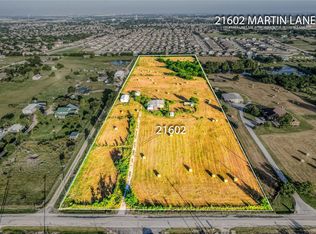 21602 Martin Ln, Hutto, TX 78634