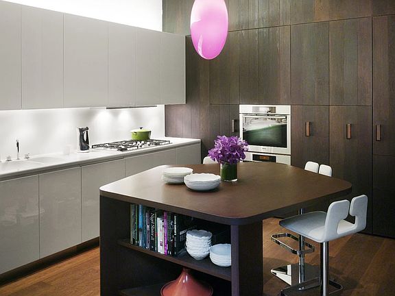 3rd image of 40 Bond St APT Th1