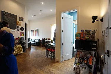 Rented by Rennit Inc.
