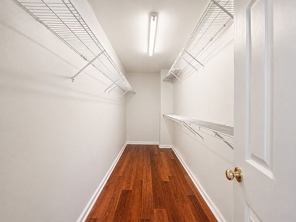 5th image of 2584 Alvecot Cir SE