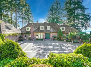 1204 NW Culbertson Dr, Seattle, WA 98177