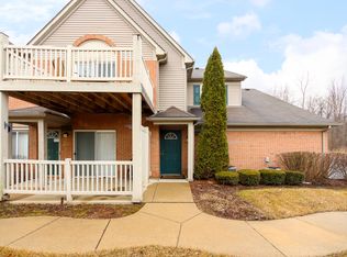 309 Marigold Cir, Westland, MI 48185