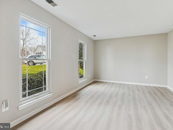 5th image of 7204 Gulf Hill Ct
