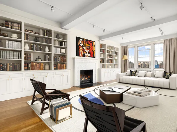 45 Christopher Street 12/14F image 1 of 15