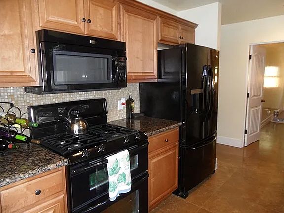 2nd image of 924 Santa Margarita Dr