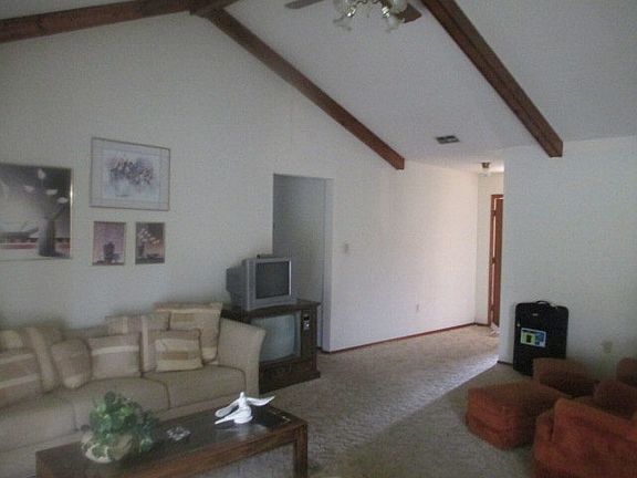 4th image of 505 Hibiscus Ave