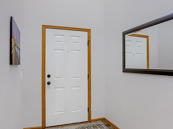 3rd image of 1726 N 176th Plz
