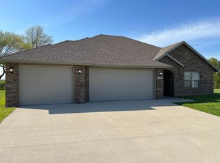555 W Melody Ln, Republic, MO 65738