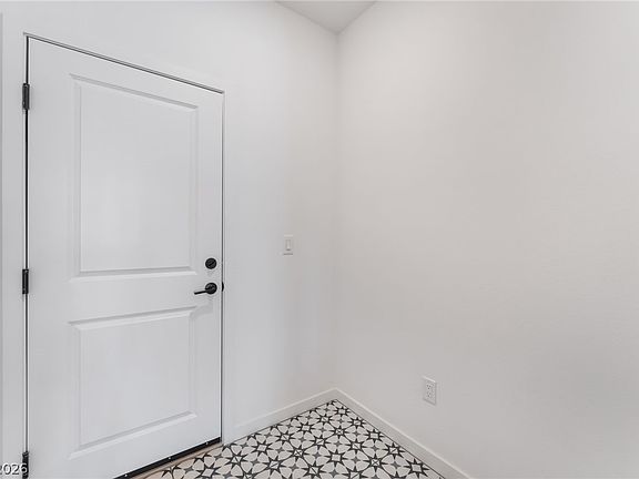 5th image of 8880 Flat Sands Ct