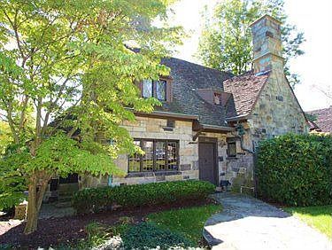 1st image of 631 Osage Rd