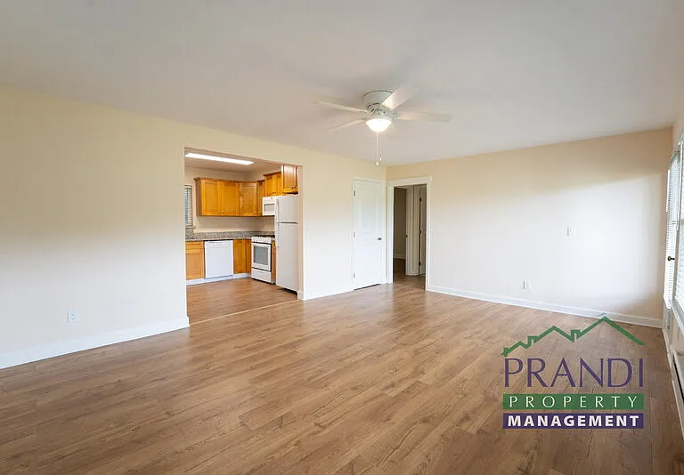 109A Live Oak Ave — Photo 11