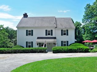 2480 Terwood Dr, Huntingdon Valley, PA 19006