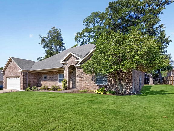 2nd image of 24 Crosswinds Dr