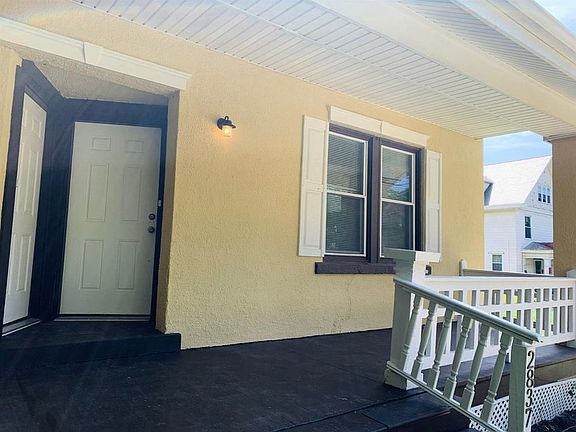2nd image of 2837 Montana Ave #1