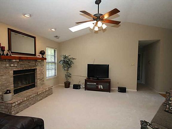 5th image of 12142 Pepperwood Dr