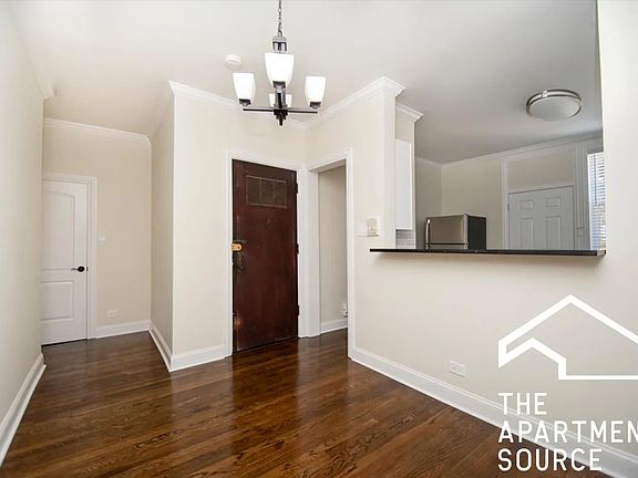 3rd image of 312 Lee St APT 2